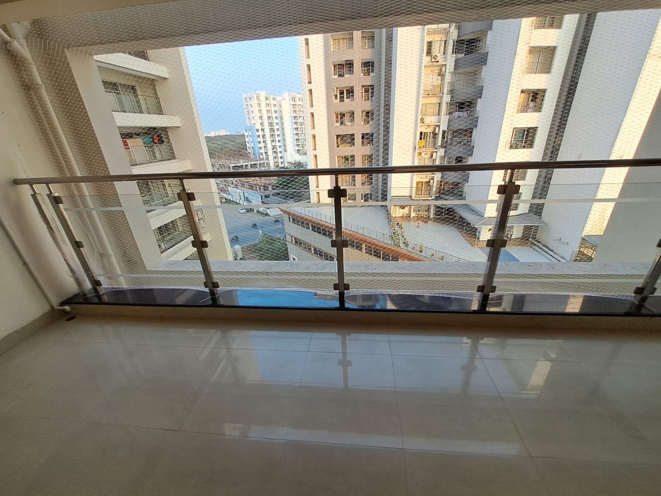 1922sqft 3BHK Fully Furnished Luxury Flat
