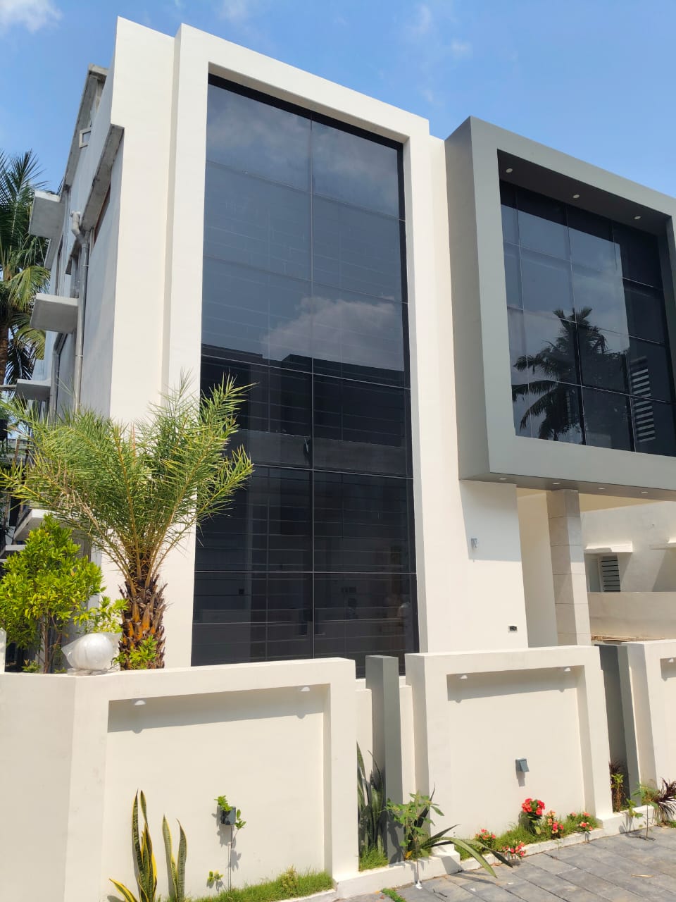 1950sqft 3bhk+ Study Semifurnished Villa - for sale in Kundanoor, Kochi ( Ernakulam ), Kerala