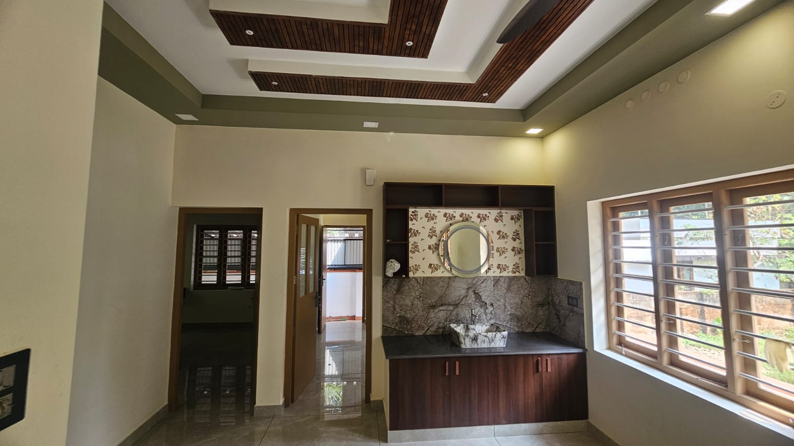 1950sqft 4BHK House