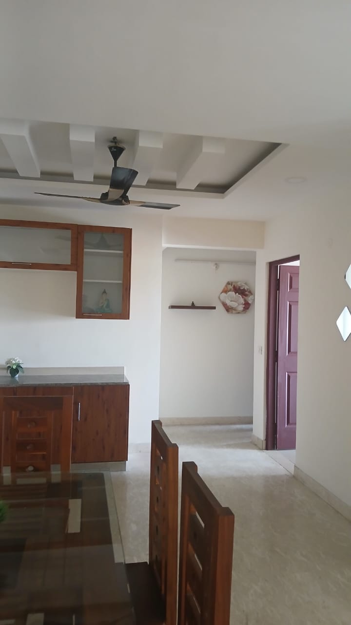 1952sqft 3BHK Flat