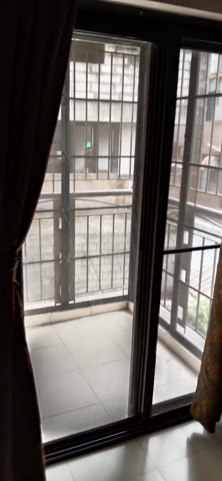 1975 sqft, 3BHK Semifurnished Flat in MG Road, Ernakulam