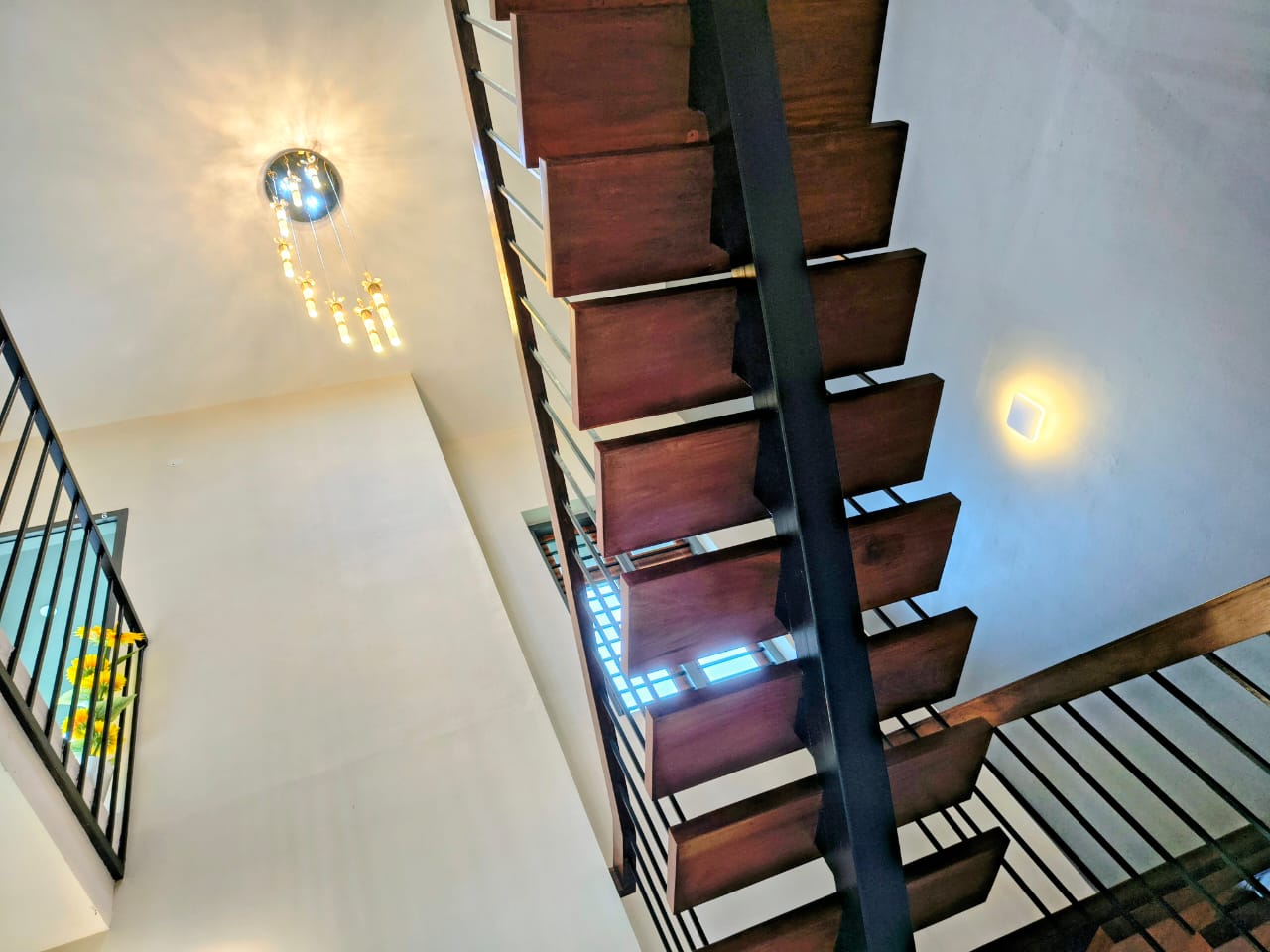 1975sqft 4BHK House