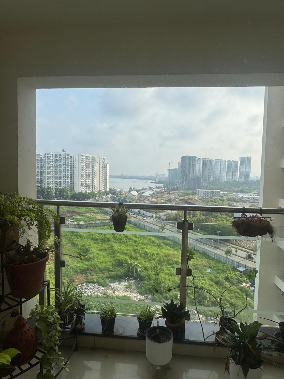 2000sqft 3BHK Fully furnished Flat