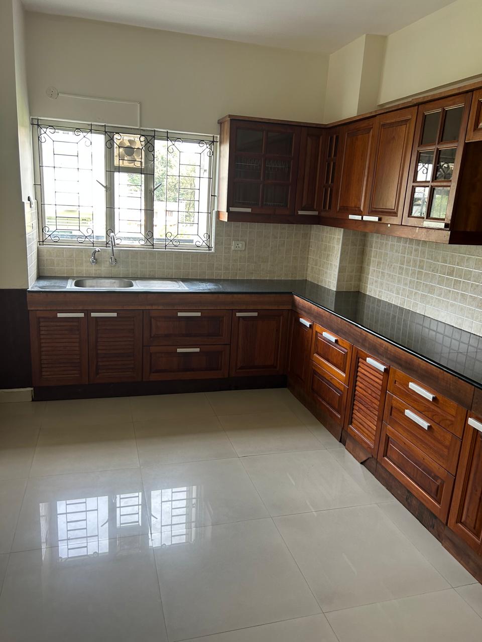 2000sqft 3BHK furnished