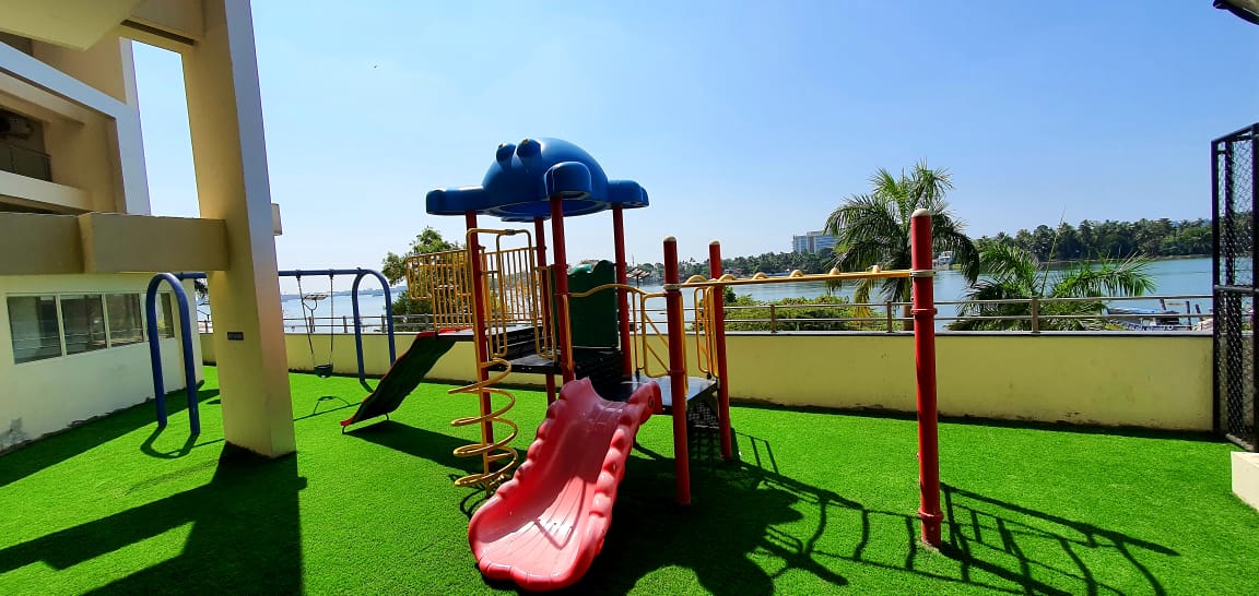 2000sqft 3BHK Furnished Flat