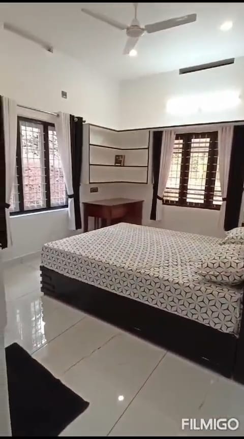 2000sqft 3BHK Semifurnished House with 32cents of Land