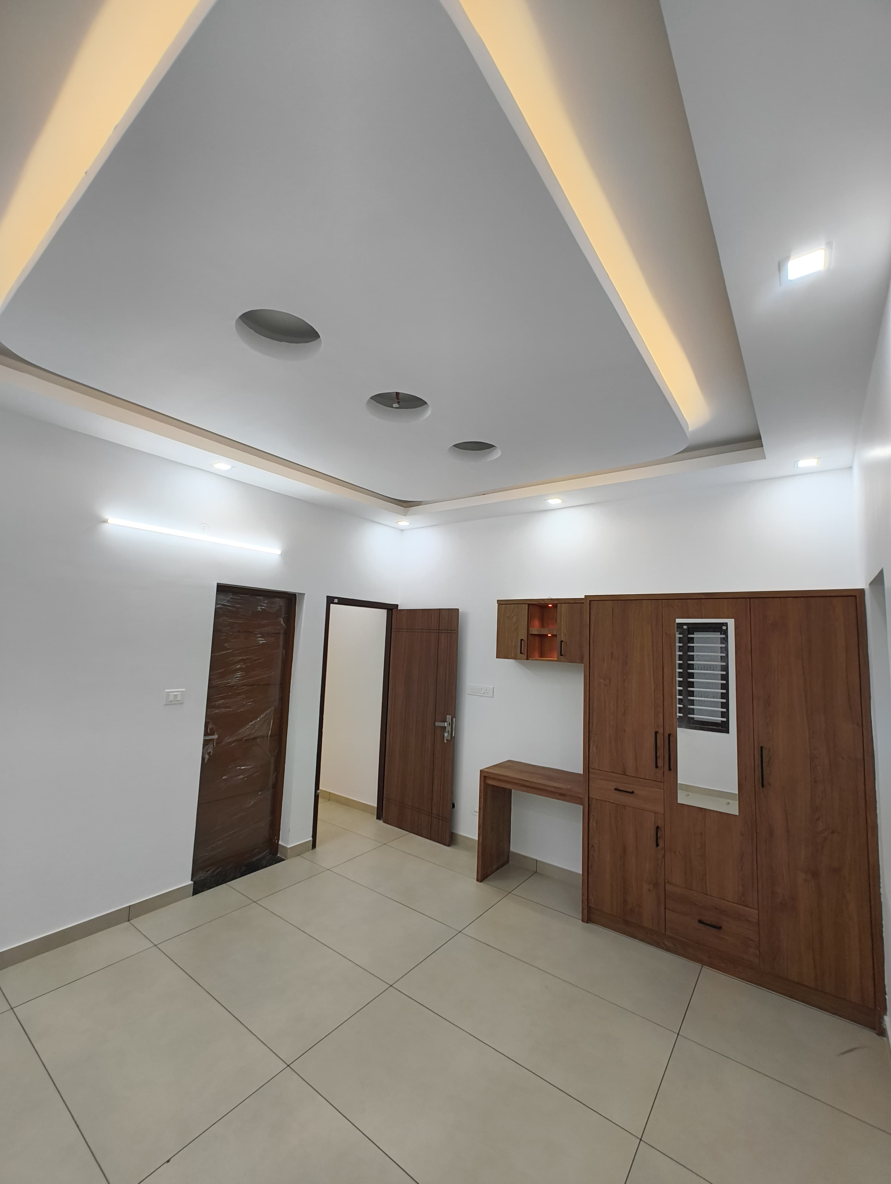 2000sqft 3BHK Semifurnished New House with 4.250 cents of Land - for sale in kakkanad, Kochi, Kerala