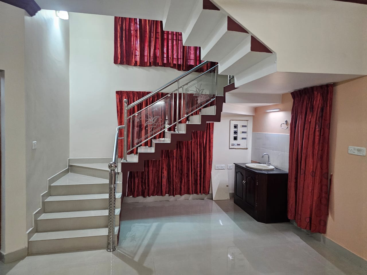 2000sqft 4BHK House