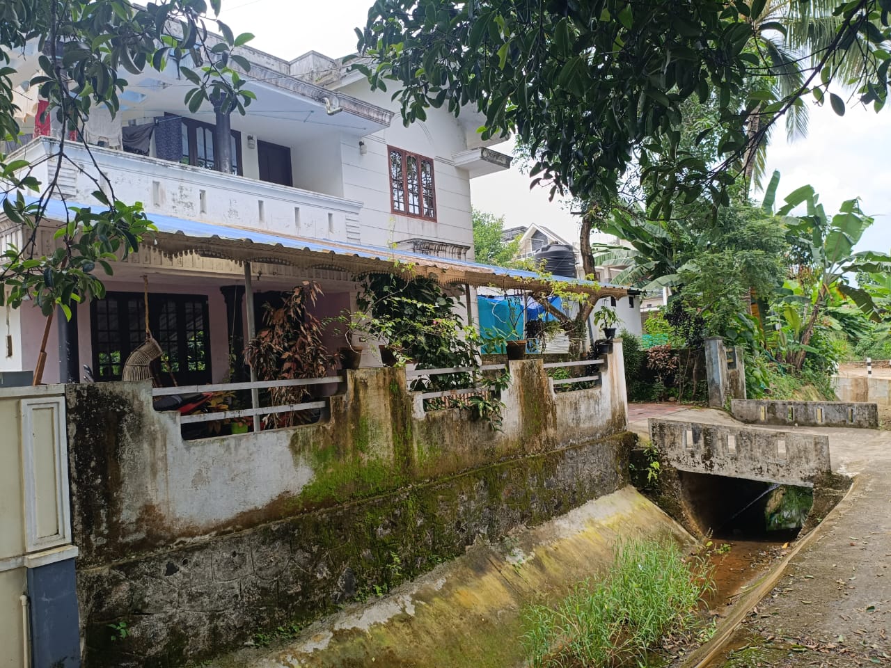 2000sqft 4BHK House