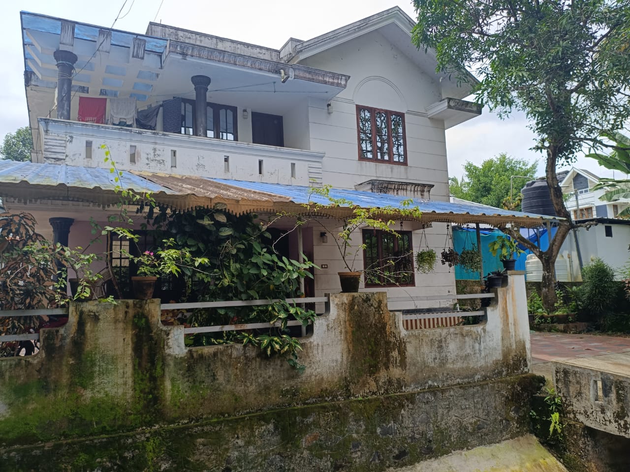 2000sqft 4BHK House