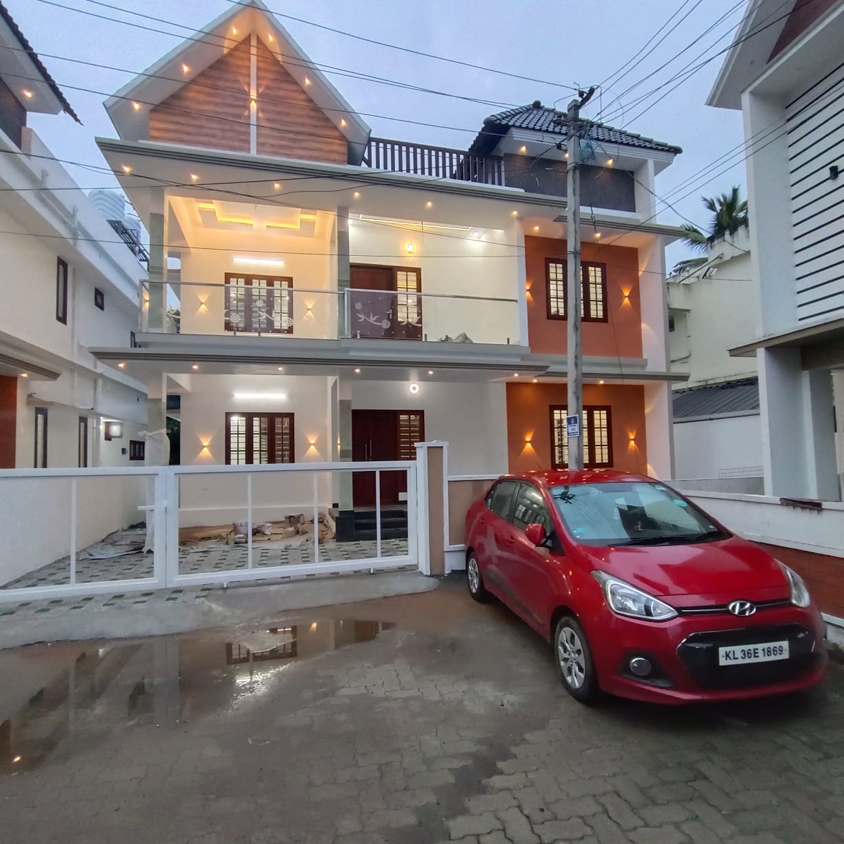 2050 sqft, 4BHK Brandnew House with 4.5cent in Edapally