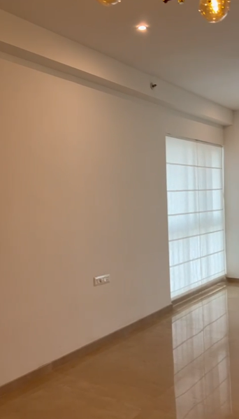 2099sqft 3Bhk Fully furnished flat