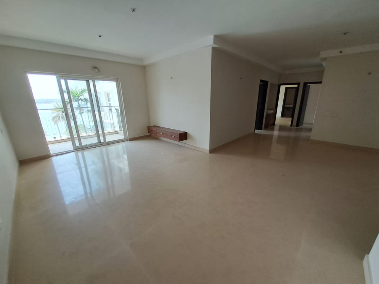 2099sqft 3BHK Semi furnished Flat - for sale in Marine Drive, Kochi ( Ernakulam ), Kerala