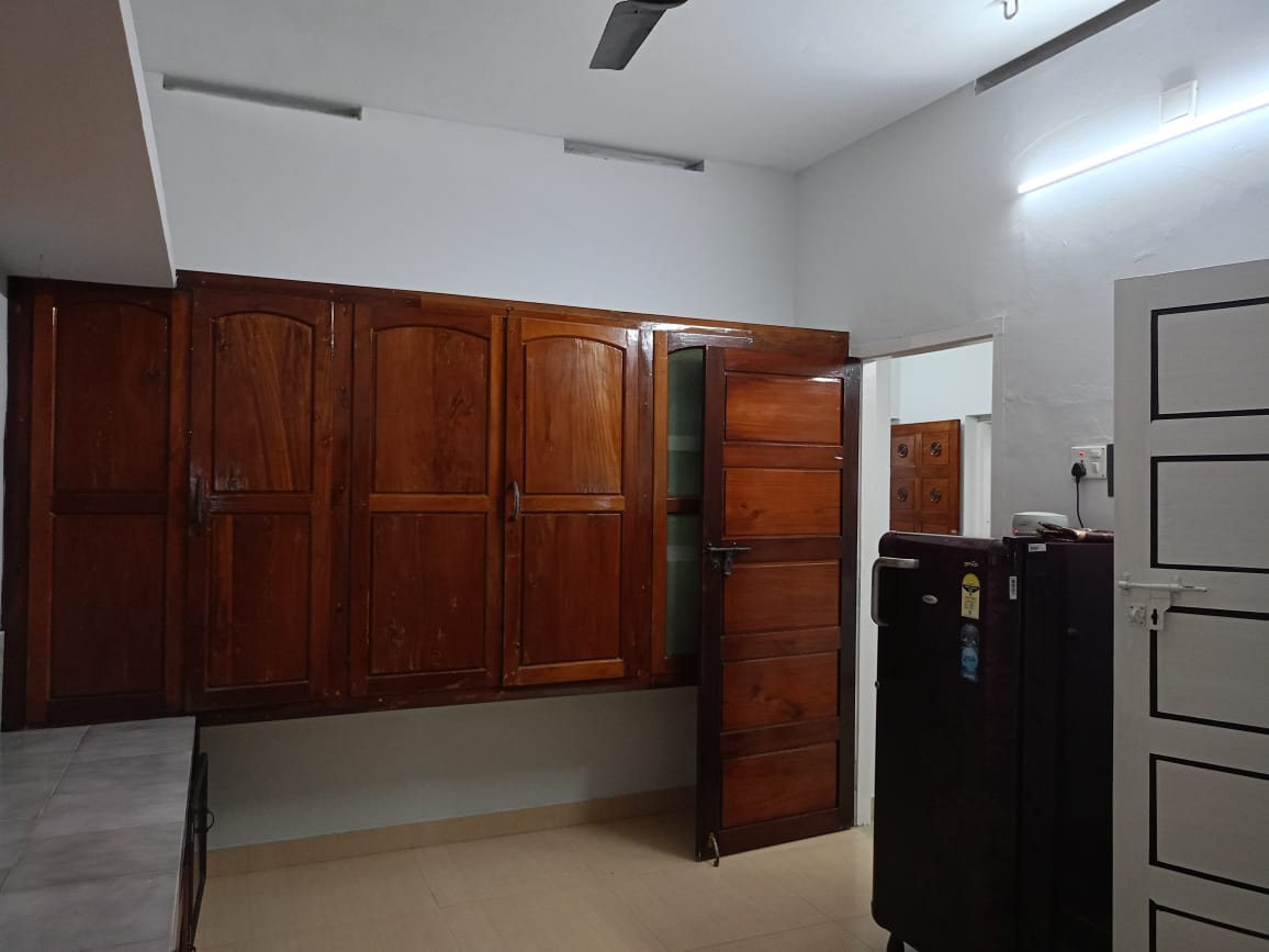 2100sqft 4BHK Furnished House