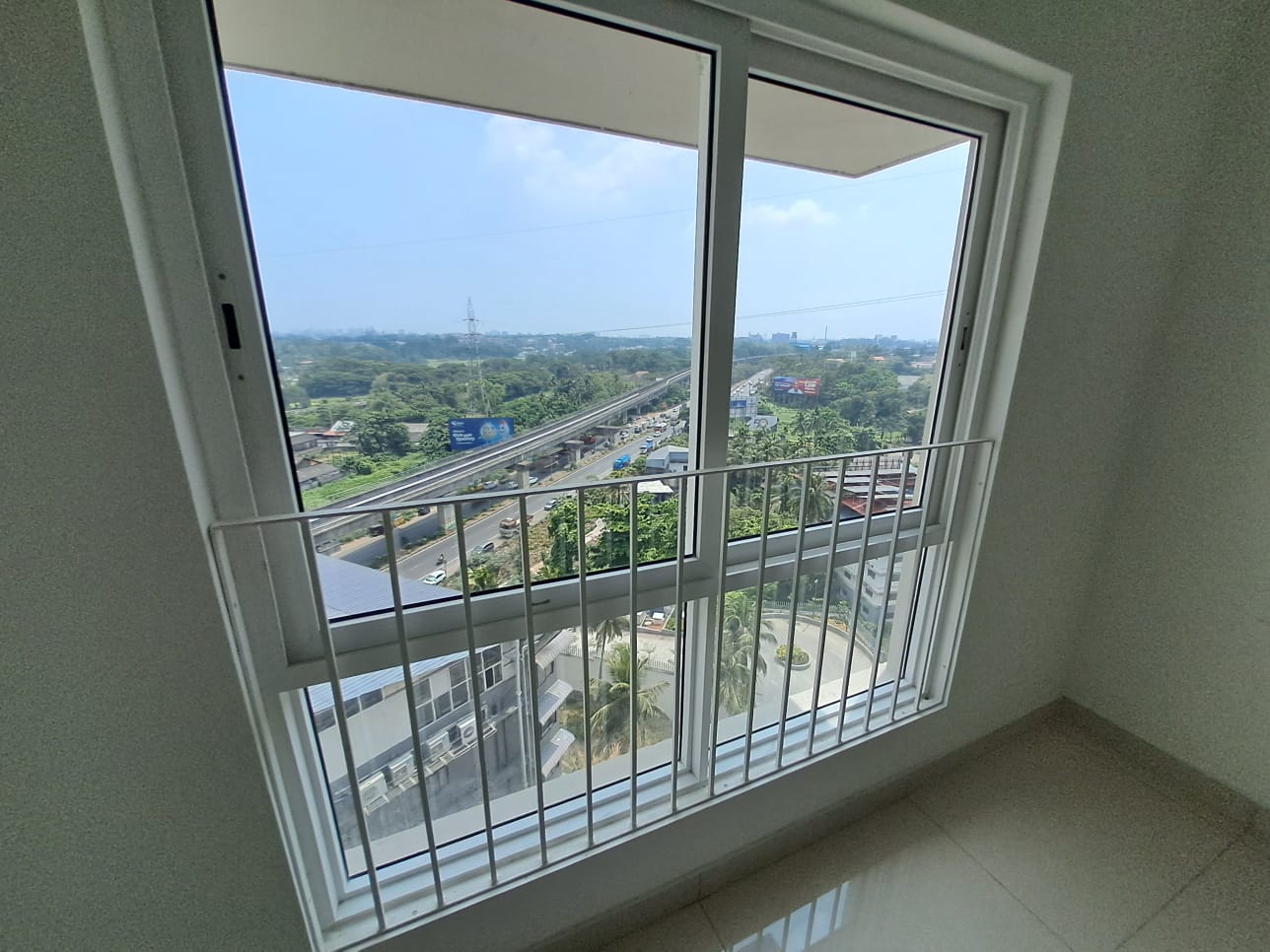 2163sqft 3BHK Unfurnished Brand new Flat