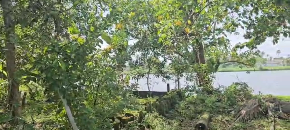 22 Cent of Land in a Villa Project