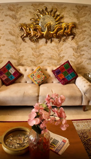 2200sqft 2BHK Luxury Fully furnished flat