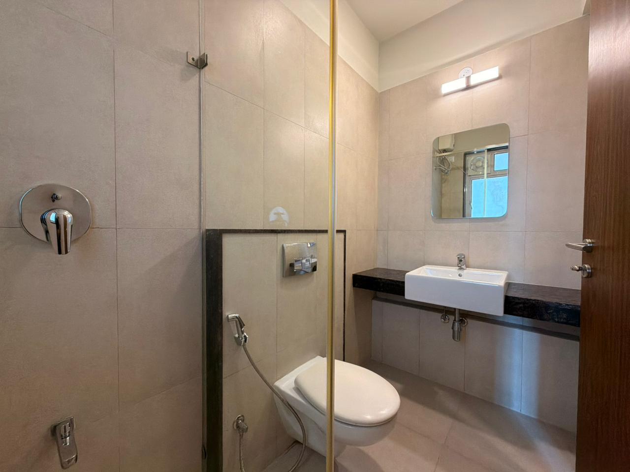 2200sqft 3BHK Fully furnished Flat