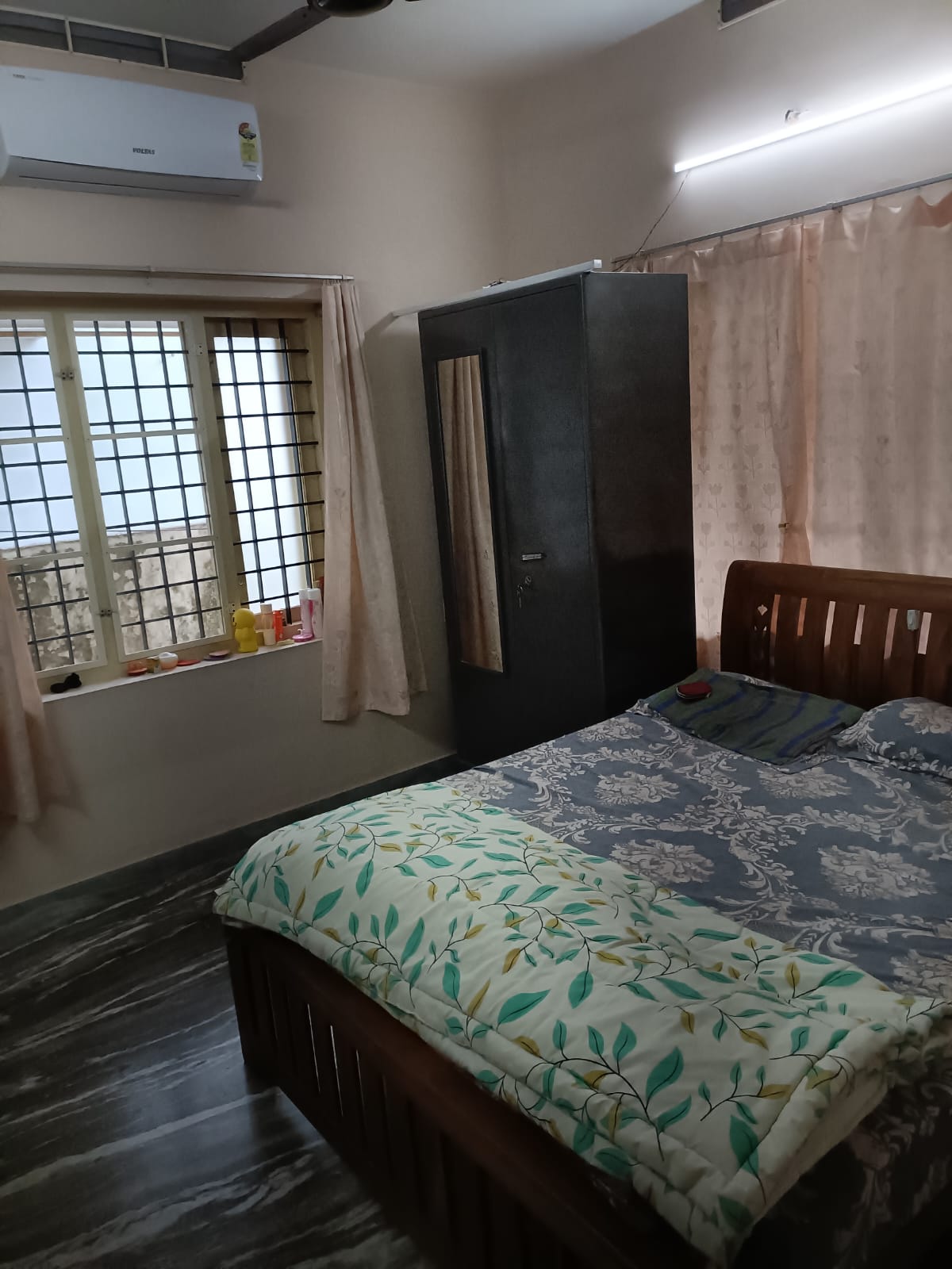 2200sqft 4BHK House