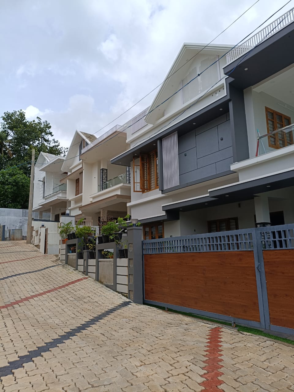 2200sqft 4BHK House