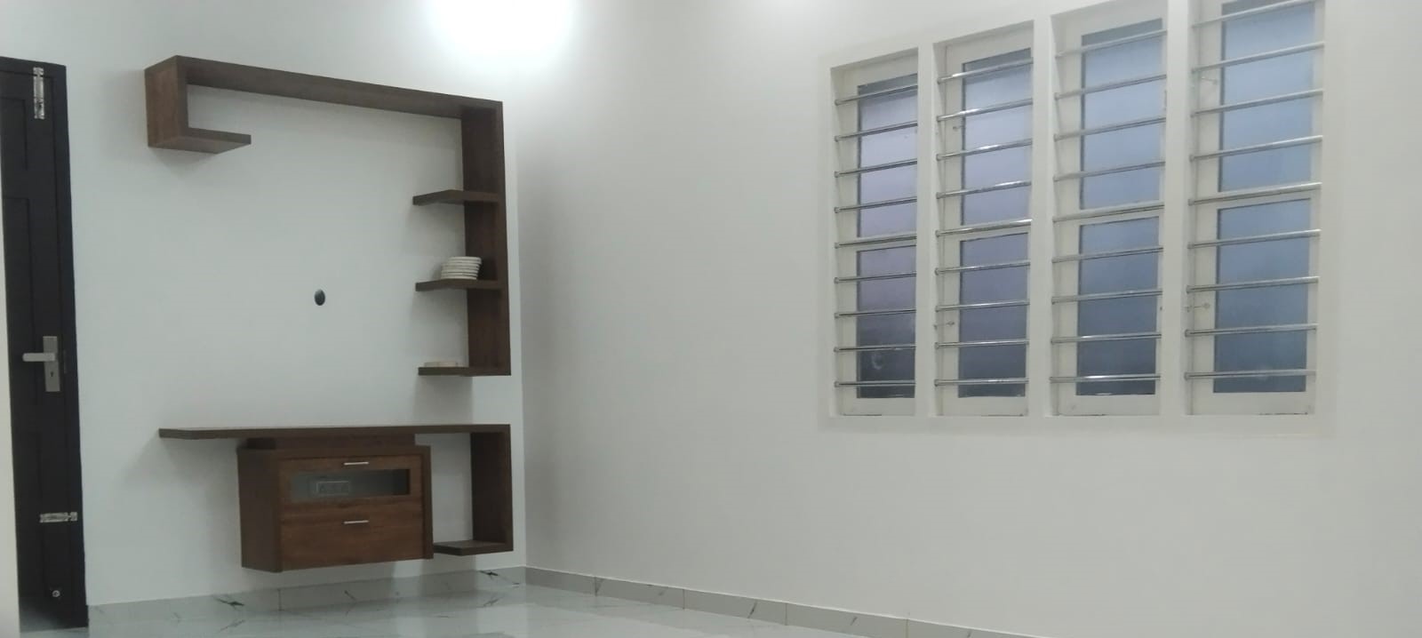 2200sqft 4BHK Semifurnished House