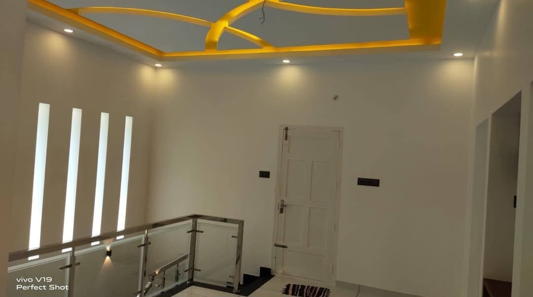 2200sqft 5BHK Semifurnished House