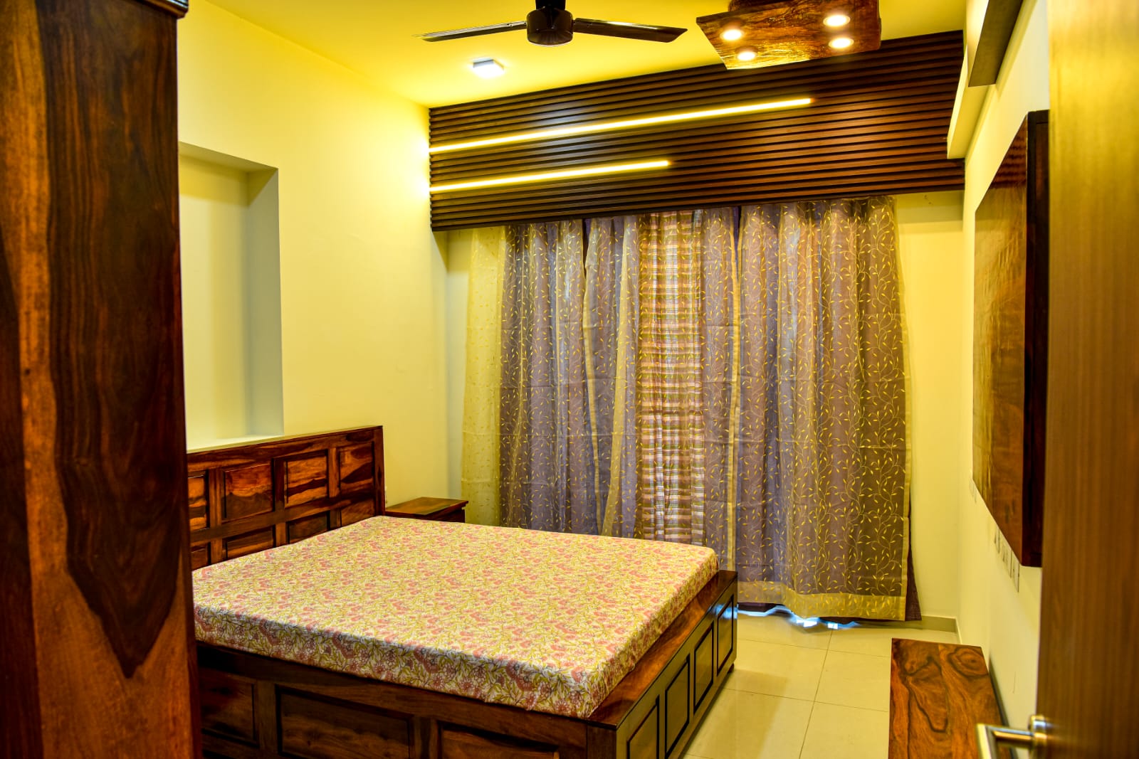 2250sqft 3BHK Fully furnished
