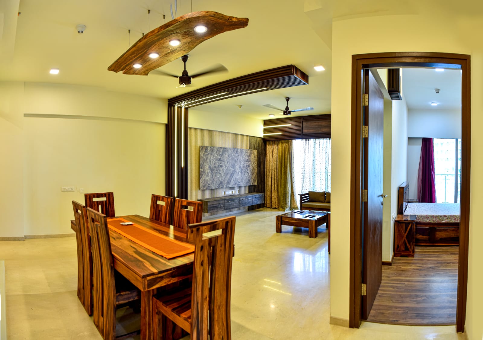 2250sqft 3BHK Semifurnished Flat