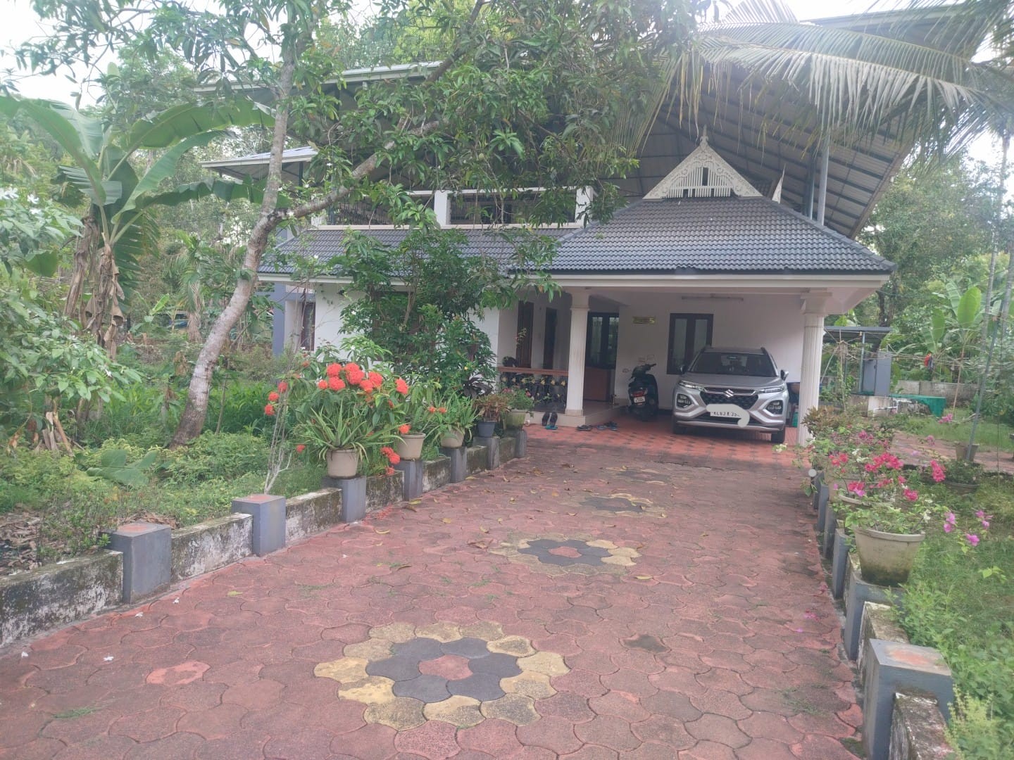 23 Cents of Land with 3bhk House