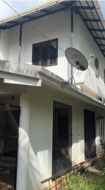 2300sqft 2BHK Semifurnished House