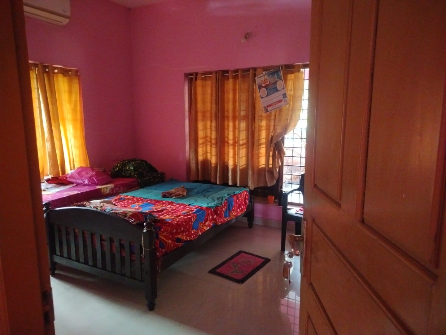 2300sqft 4BHK Old House