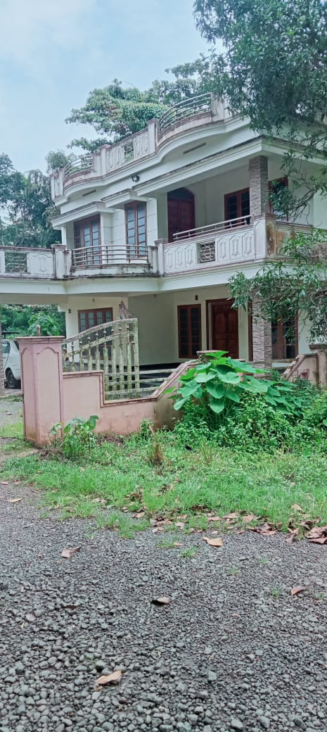2300sqft 4BHK Semifurnished House with 8cents of Land