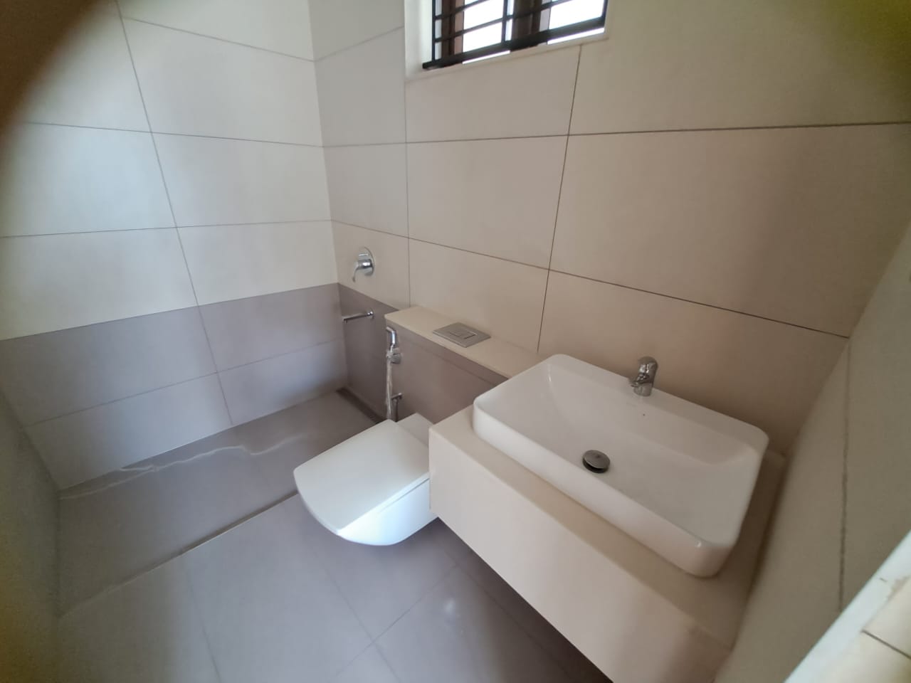 2300sqft 5BHK Fully furnished House - for sale in Thevakkal, Kochi ( Ernakulam ), Kerala