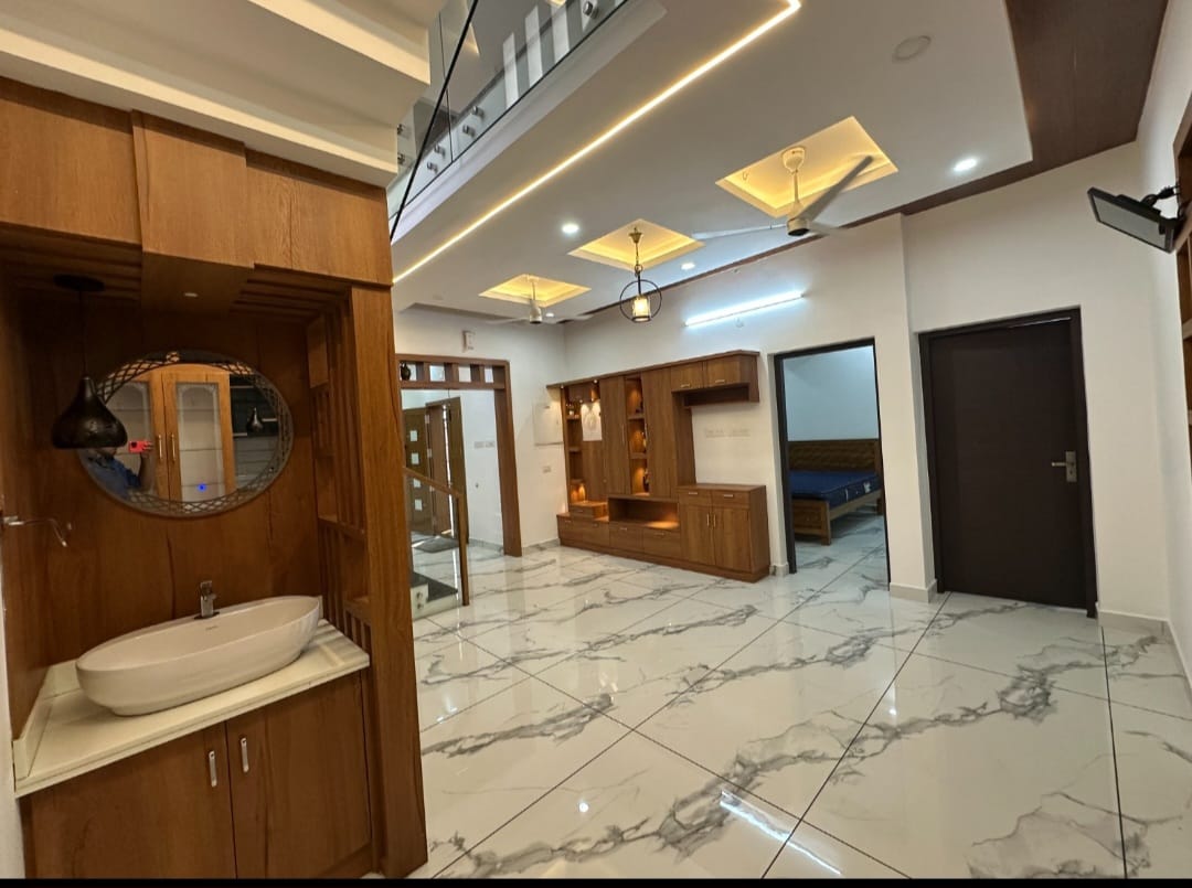2300sqft 5BHK Fully furnished House
