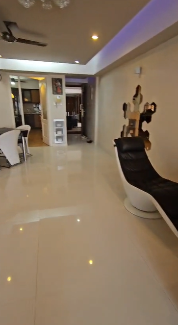 2330sqft 4BHK Luxury Waterfront Fully furnished Flat