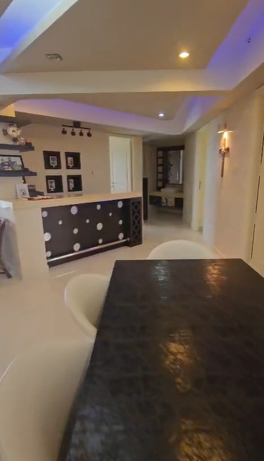 2330sqft 4BHK Luxury Waterfront Fully furnished Flat