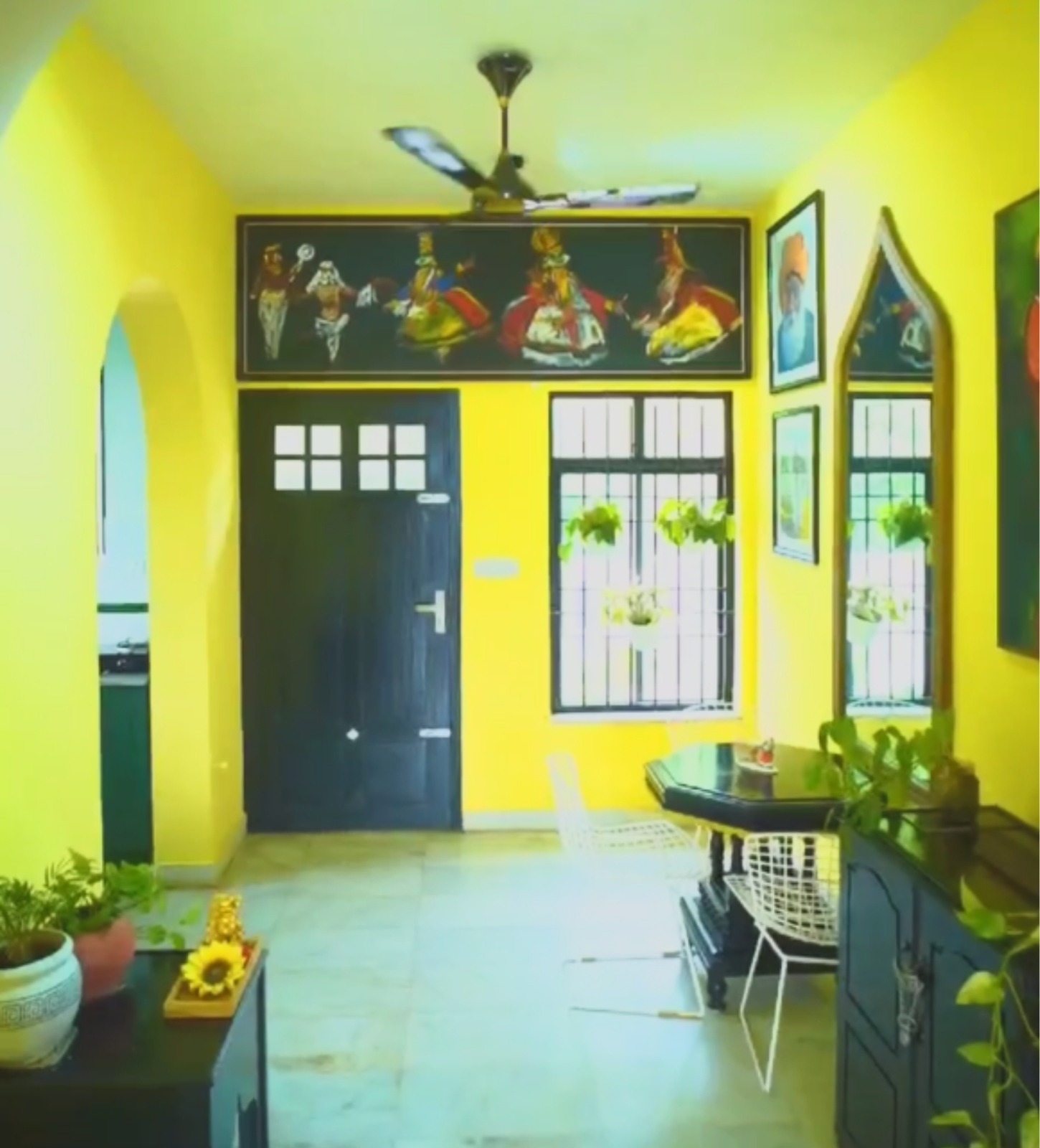 2400sqft 2bhk Homestay Fully furnished