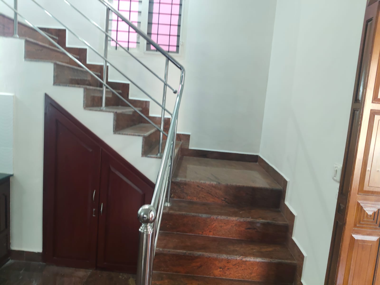 2400sqft 4bhk House