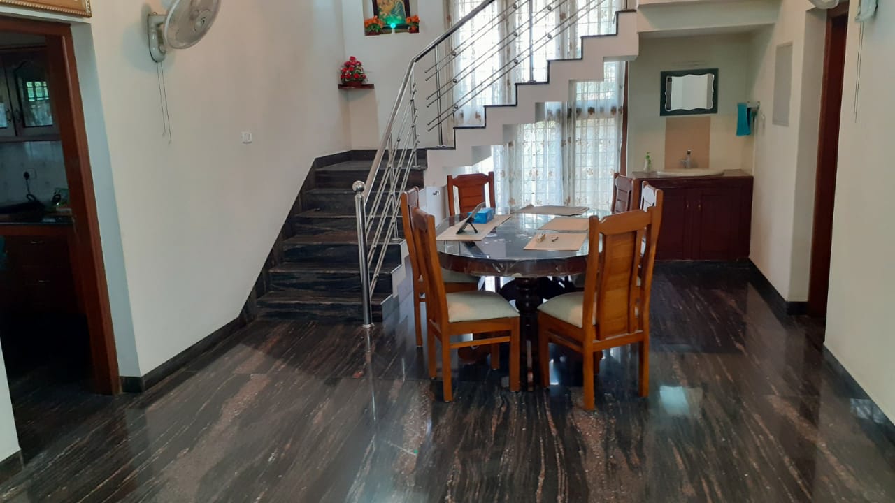 2500sqft 4BHK Furnished House