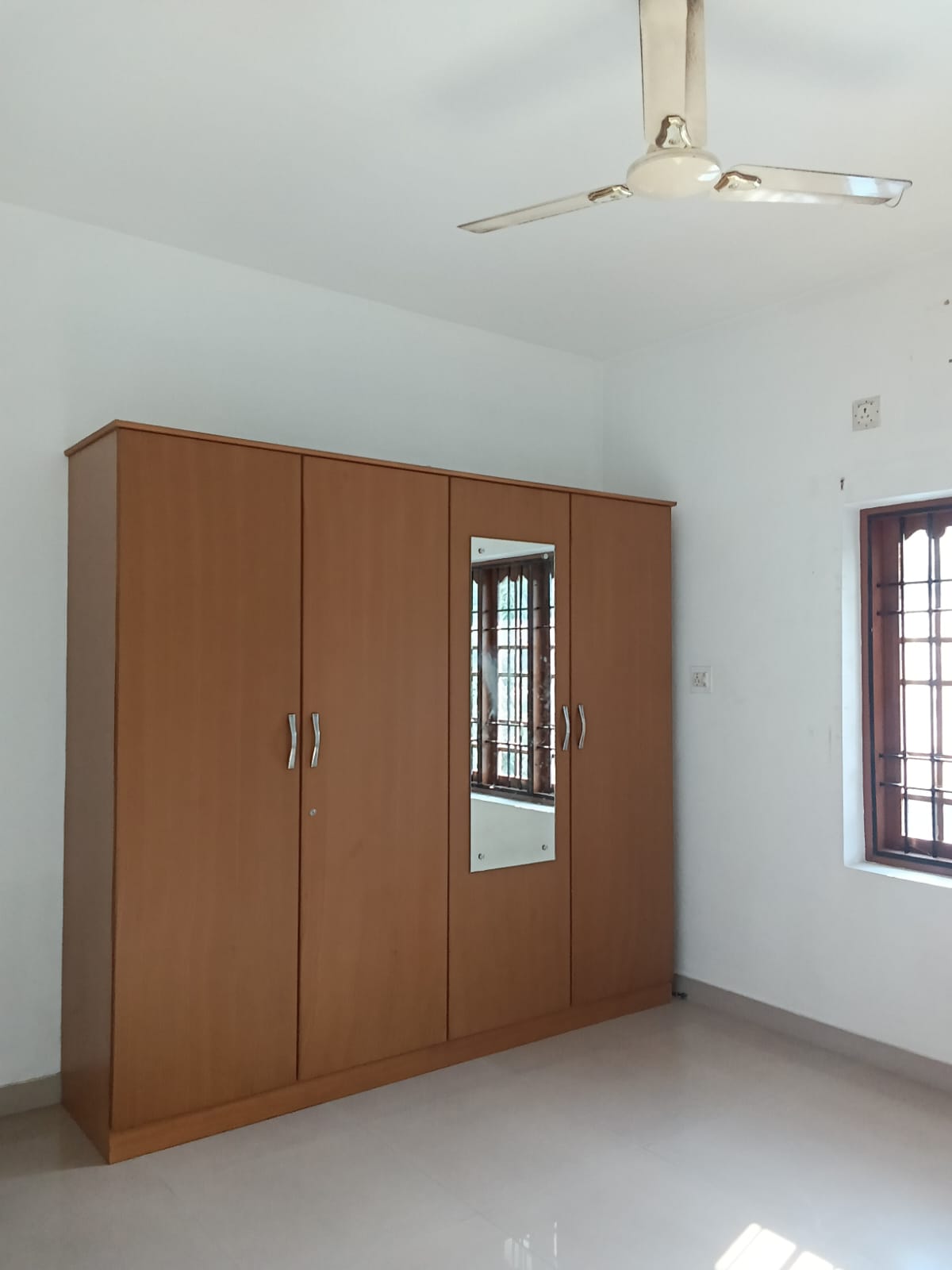 2500sqft 4BHK House