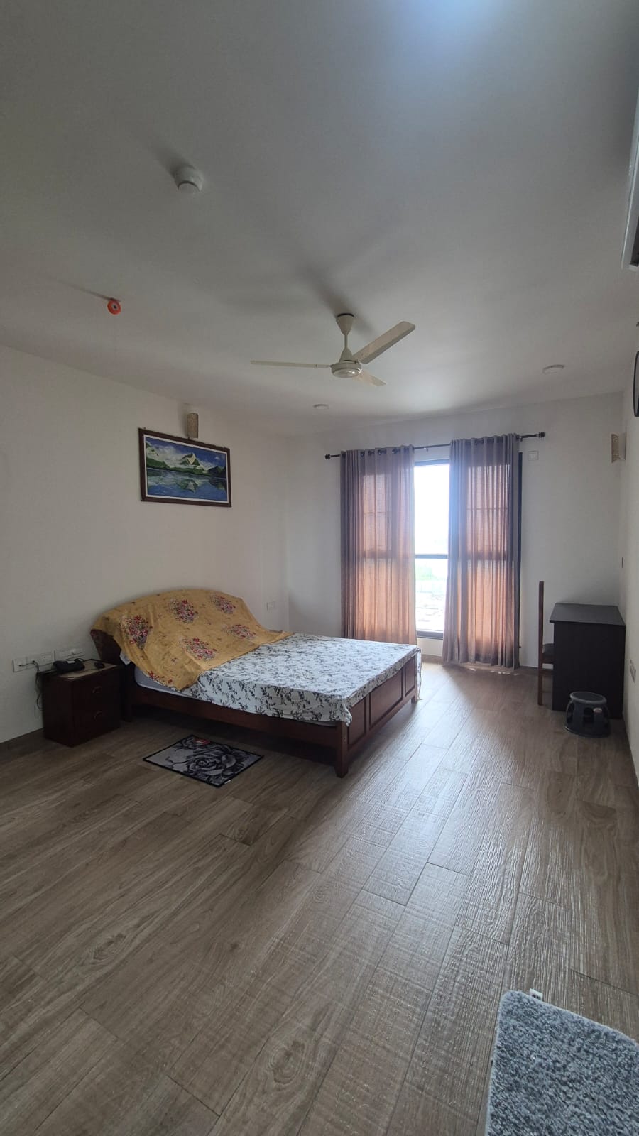 2512sqft 3.5 BHK Fully furnished Flat