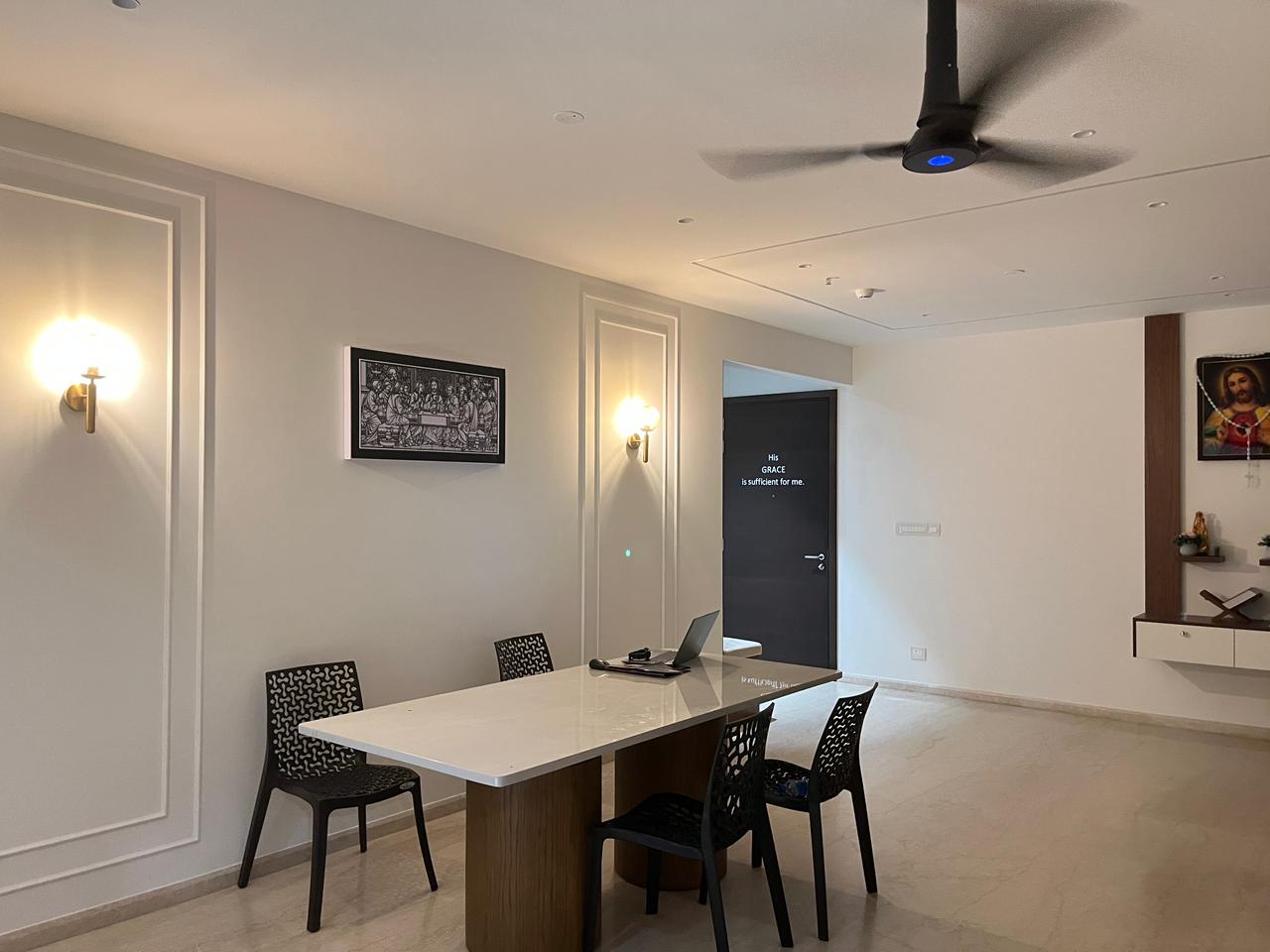 2556sqft 3BHK Furnished Flat