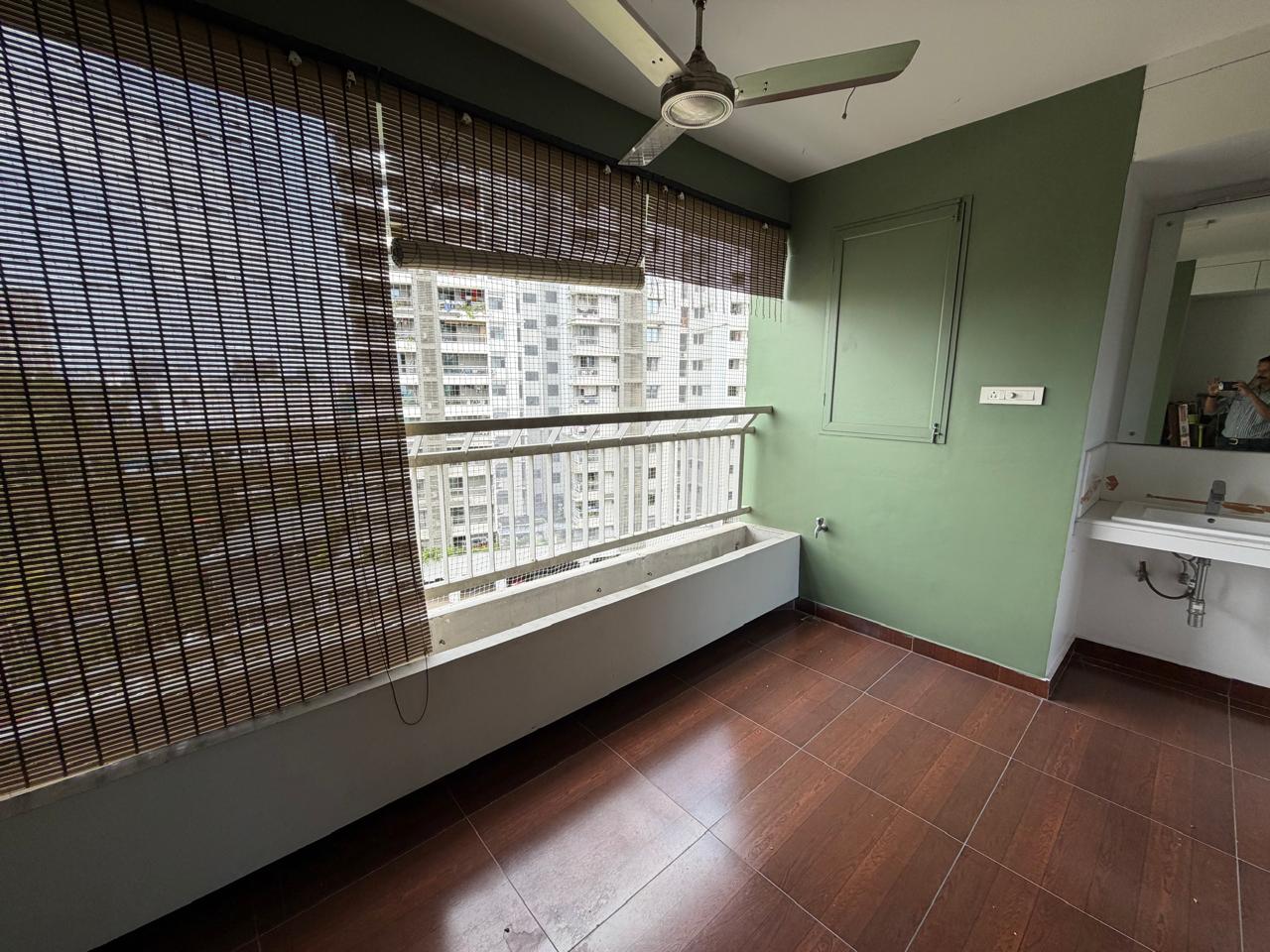 2571sqft 3BHK Fully furnished Flat