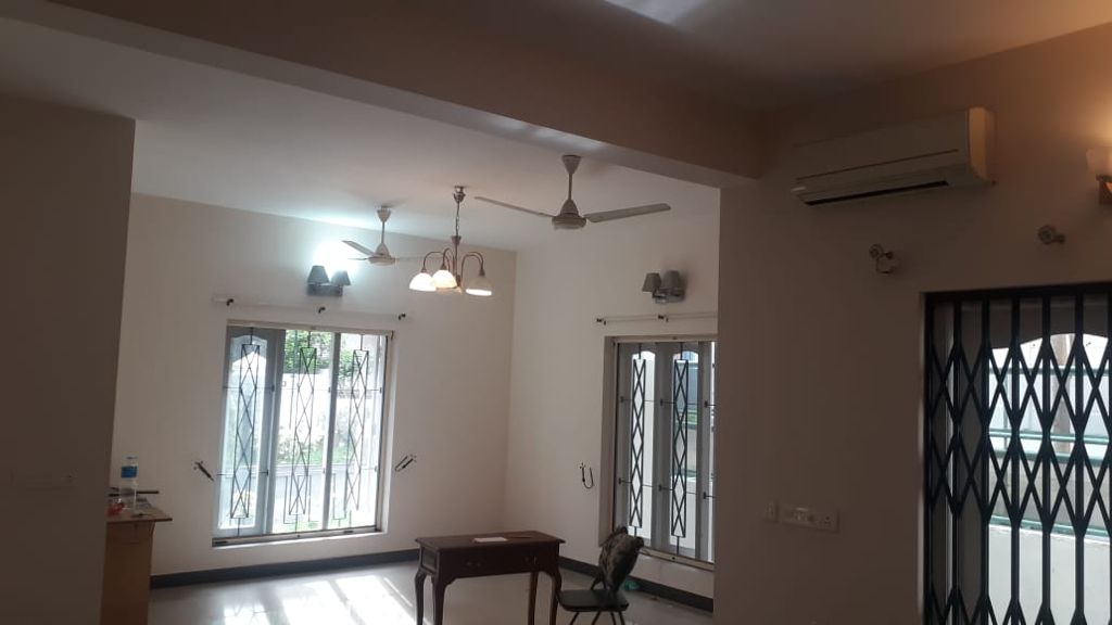 2600sqft 3BHK Semifurnished Gated Villa