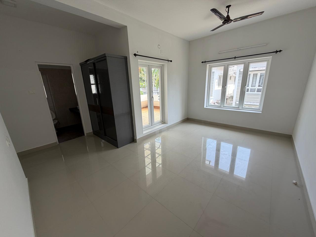 2600sqft 3BHK Semifurnished Villa - for sale in Panangad, Kochi ( Ernakulam ), Kerala