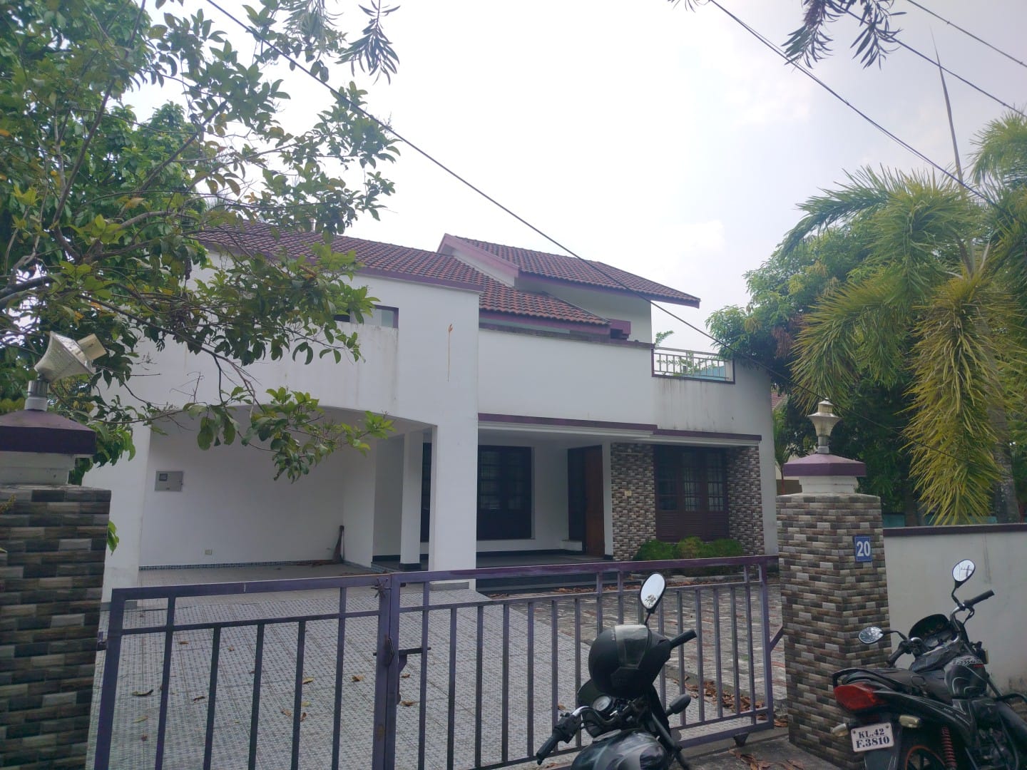 2600sqft 4BHK Fully furnished Villa
