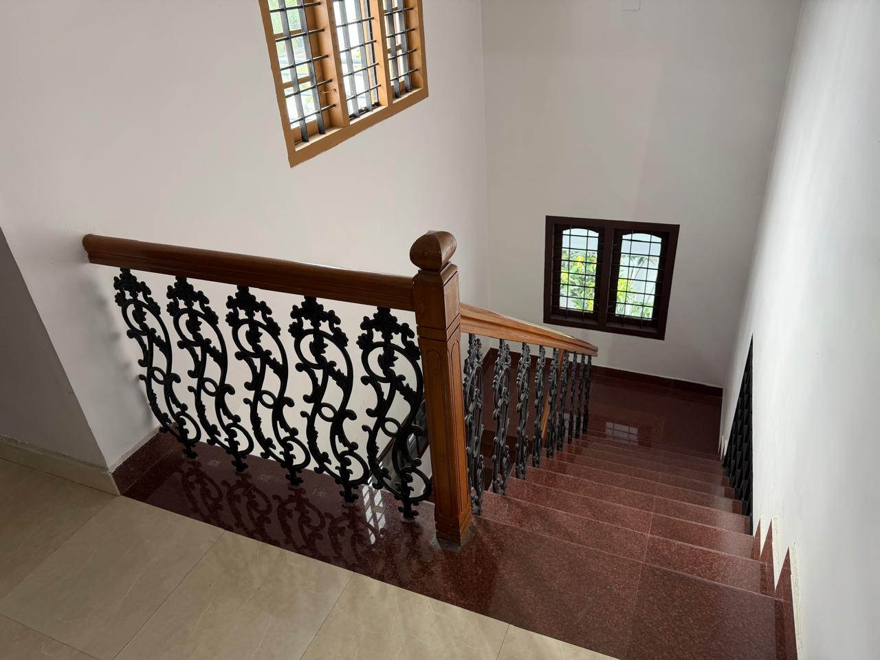 2600sqft 4BHK Furnished House - for sale in Vyttila, Kochi ( Ernakulam ), Kerala
