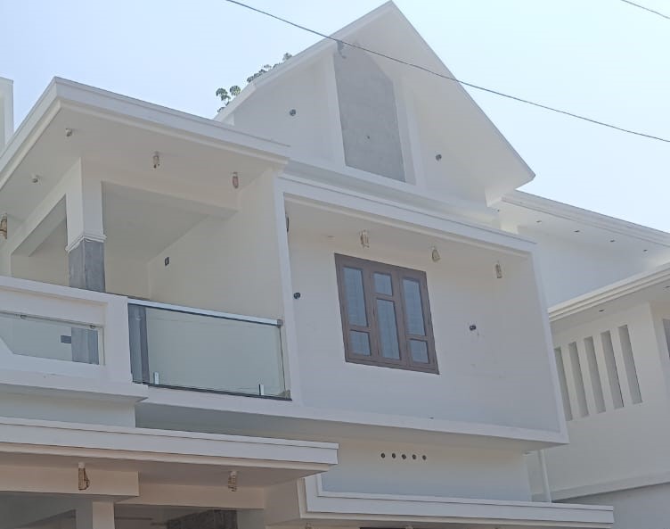 2600sqft 4BHK House