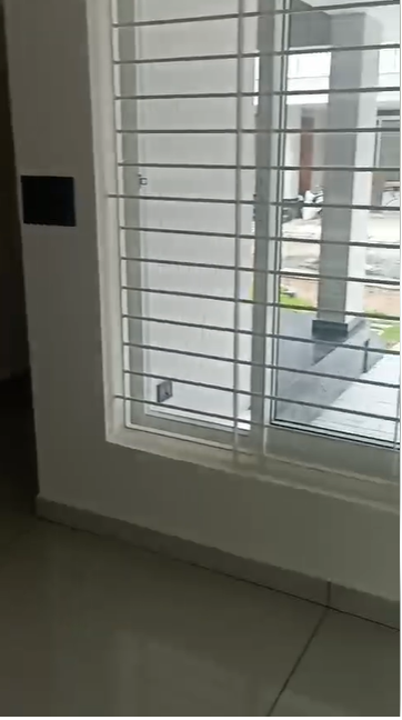 2600sqft 4BHK Semifurnished Brand new Gated Villa