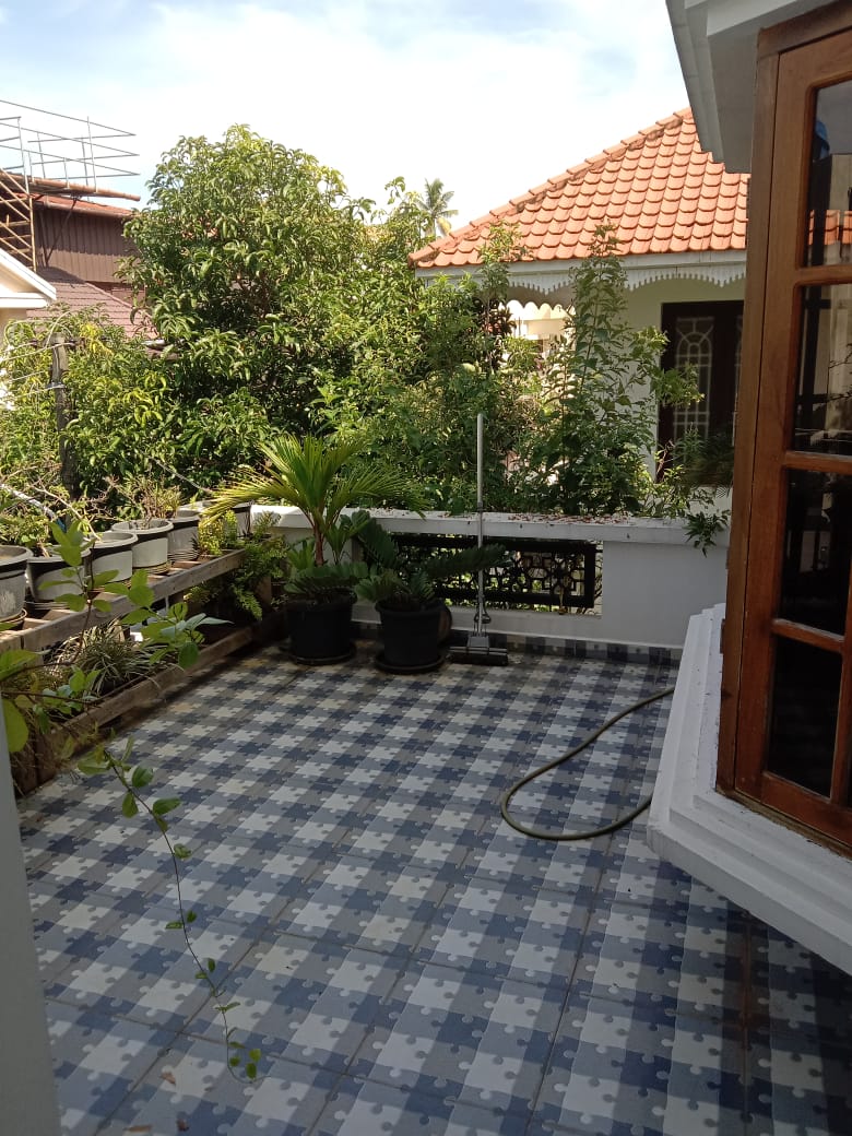 2650sqft 3BHK Semifurnished Villa